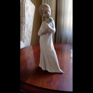 GIRL WITH DOG PUPPY, ZAPHIR LLADRO